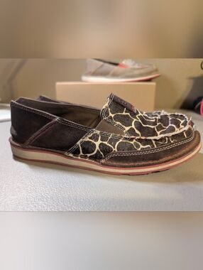 Ariat Brown Giraffe Cruiser